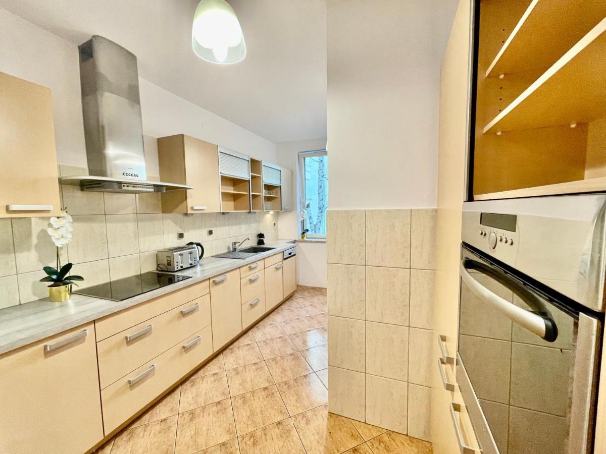 Warsaw Concierge Wola Ratusz Apartamento Exterior foto