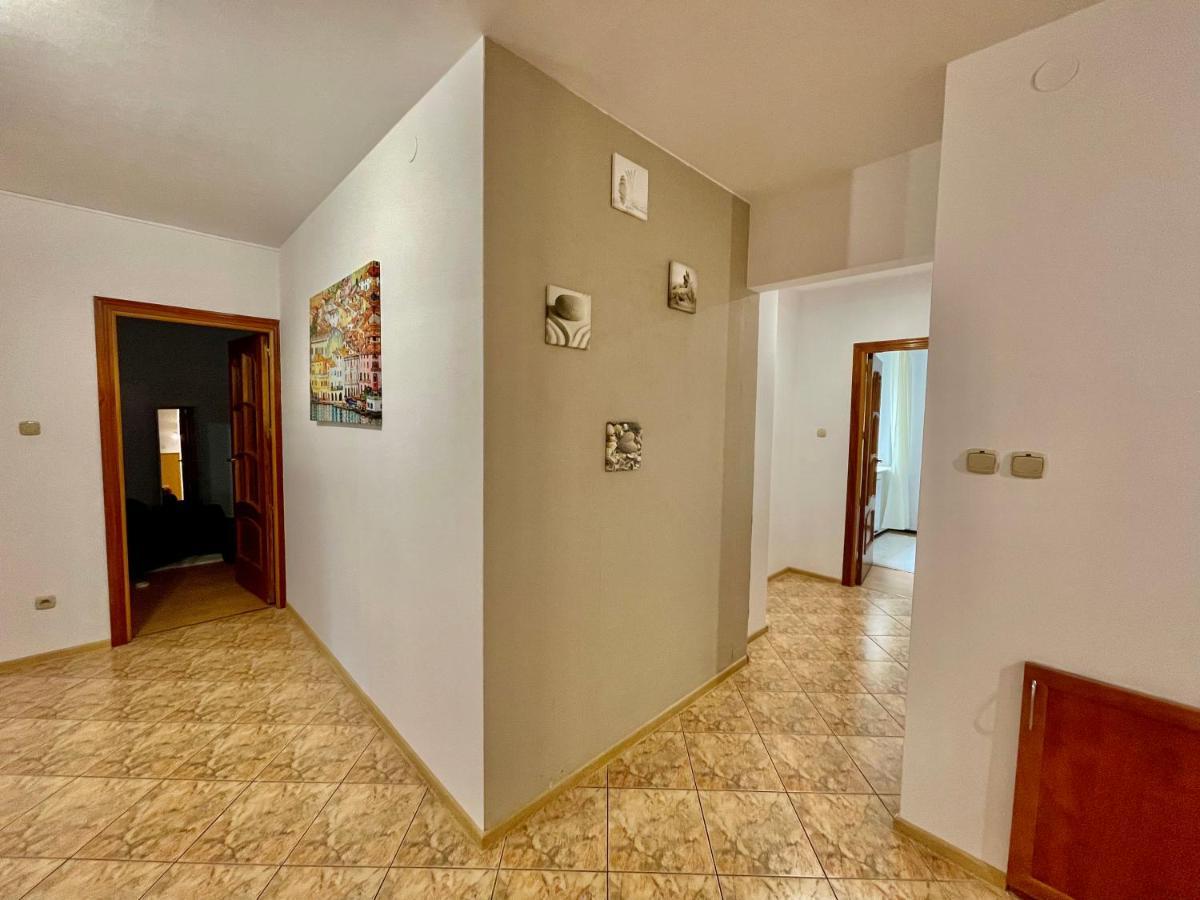 Warsaw Concierge Wola Ratusz Apartamento Exterior foto